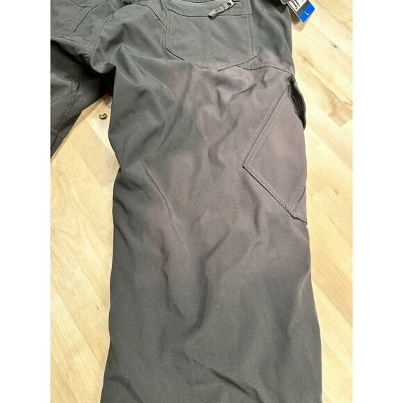 Gerry Men's L Snow-Tech Ski Pants with Flip Closure Cargo Pockets New w/Defect - Picture 6 of 7